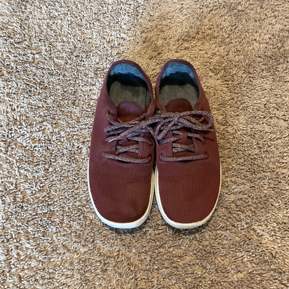 EUC Allbirds Maroon